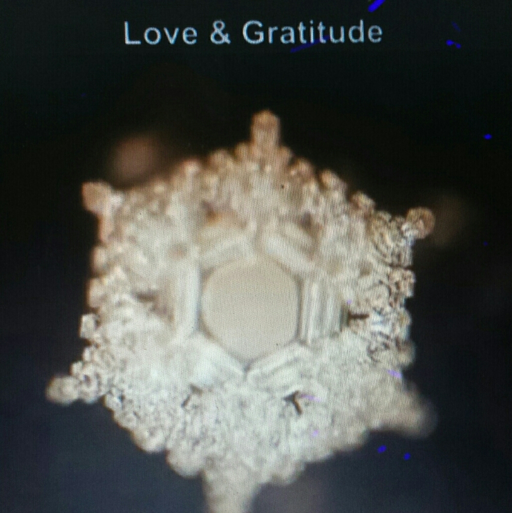 FREE:  LOVE & Gratitude crystals LOVE & light to U